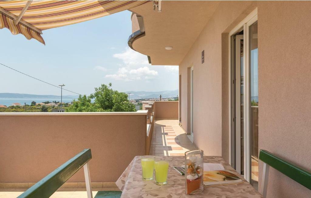 Apartments Mira Kaštela エクステリア 写真